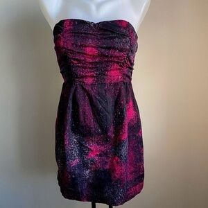 Dynamite 3/4 Zip Black / Pink Abstract‎ Splatter Strapless Mini Dress Size Small